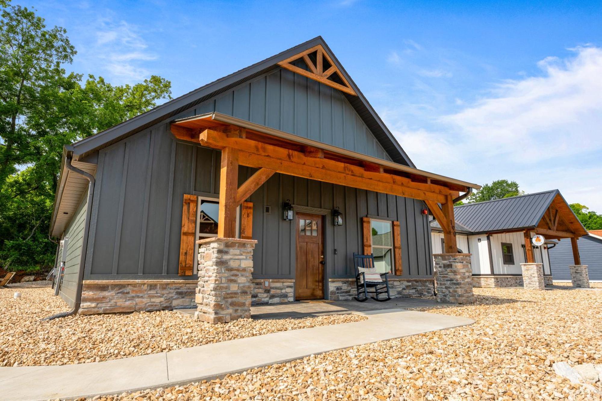 New Ozark Oasis Luxe Cabin Retreat With Hot Tub 홀리스터 외부 사진