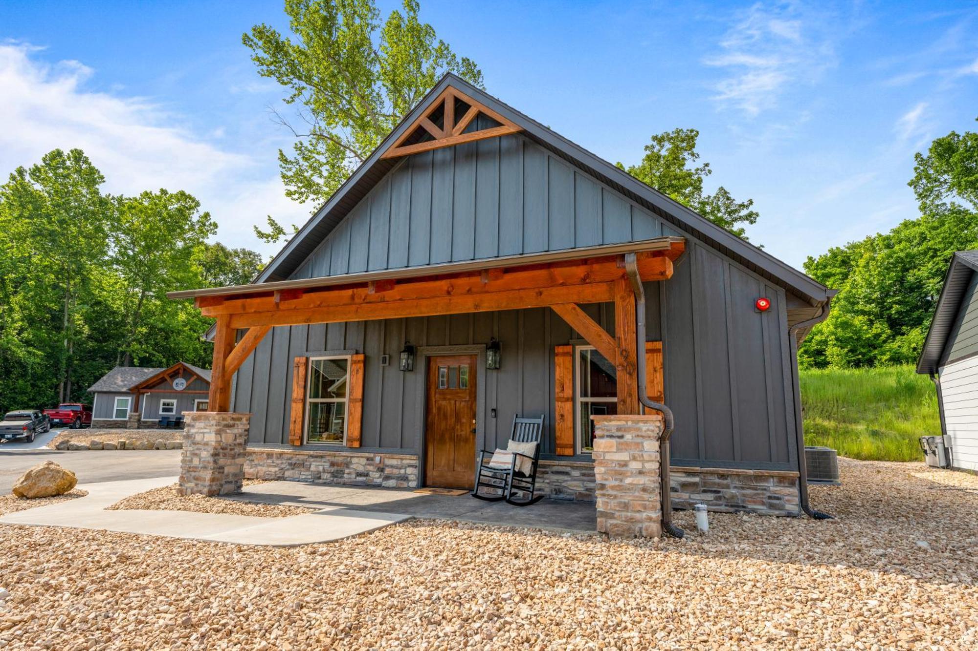 New Ozark Oasis Luxe Cabin Retreat With Hot Tub 홀리스터 외부 사진