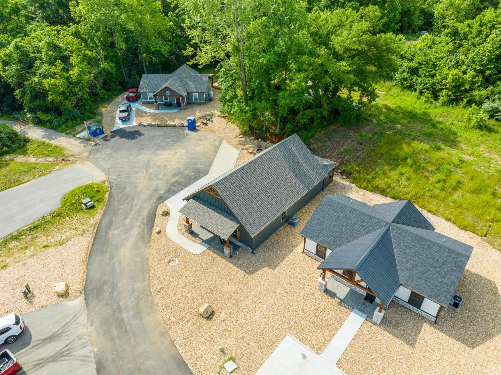 New Ozark Oasis Luxe Cabin Retreat With Hot Tub 홀리스터 외부 사진